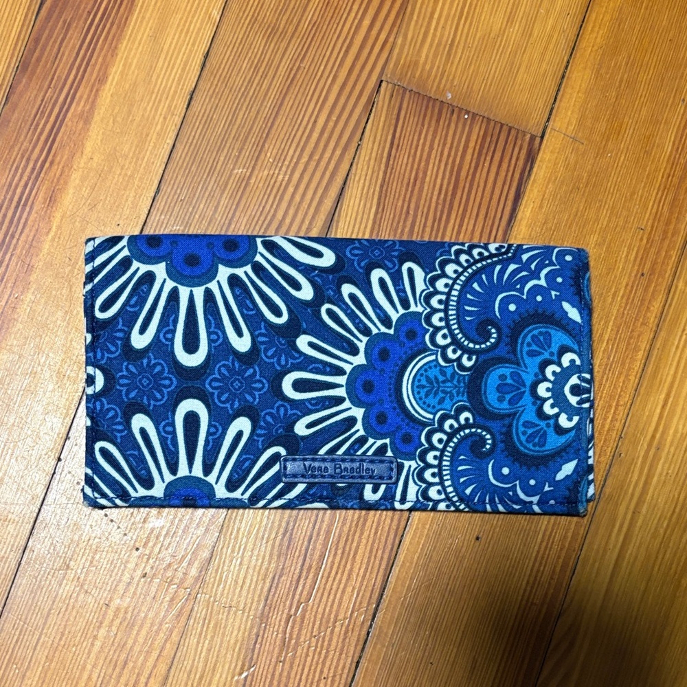 Vera Bradley Navy and White Patterned Checkbook Cover